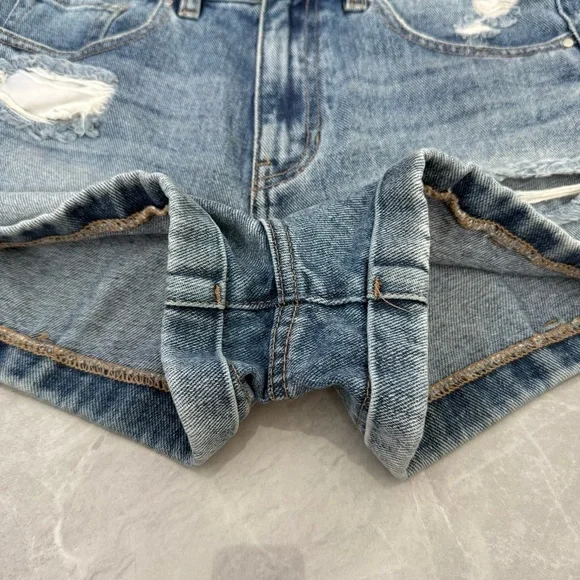Women’s PacSun Distressed High Rise Mom Short Jean Shorts Size 26 - Picture 6 of 15